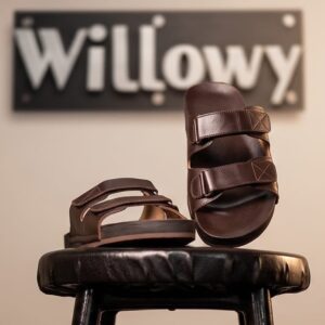 WGNLA350 | Textured Dual-Strap Slide-04